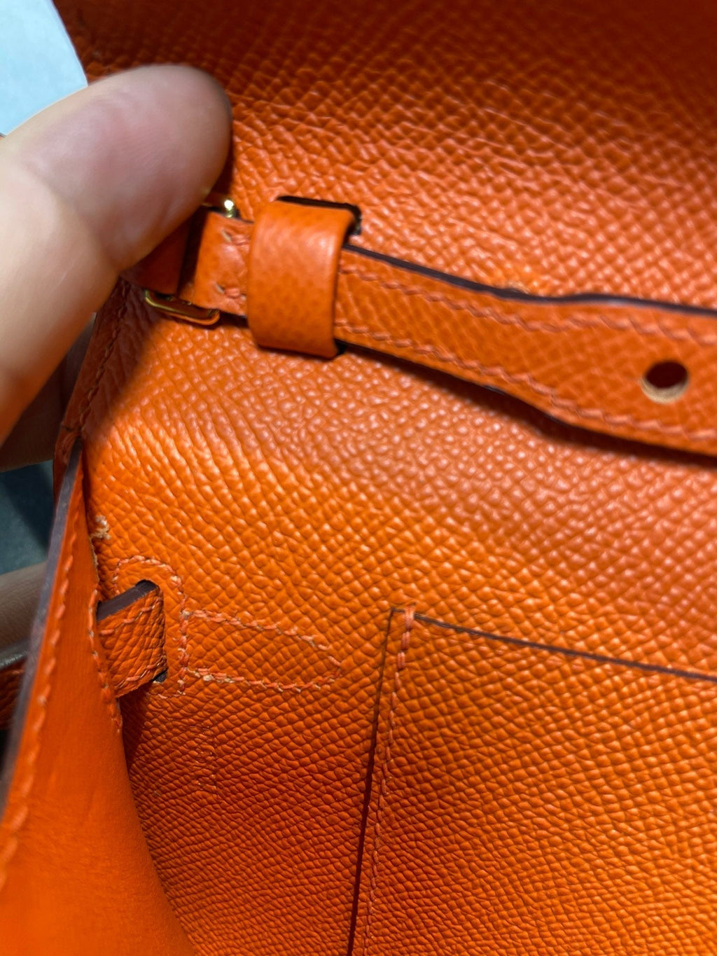 KELLY WOC 20.5 ORANGE EPSOM GOLD HARDWARE