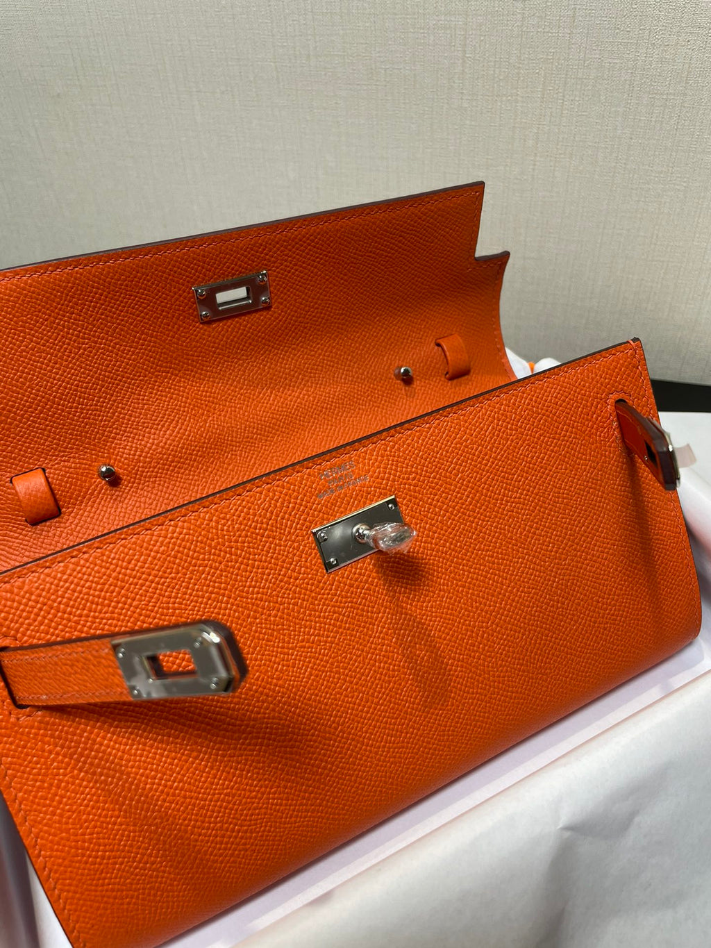 KELLY WOC 20.5 ORANGE EPSOM SILVER HARDWARE