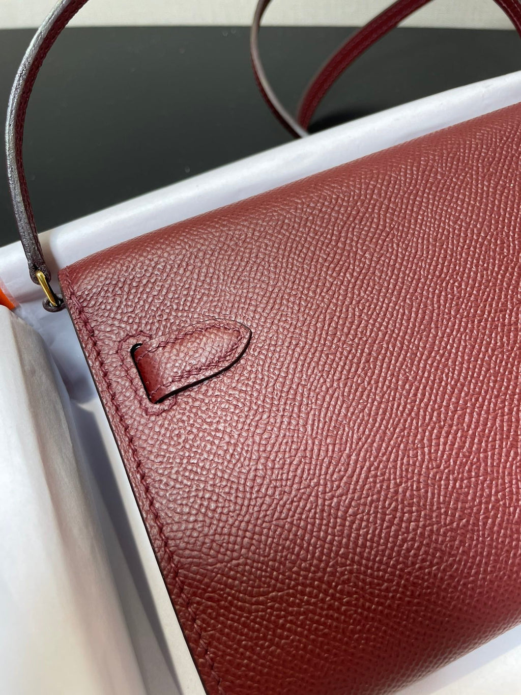 KELLY TO GO WALLET 20.5 ROUGH H EPSOM GOLD HARDWARE