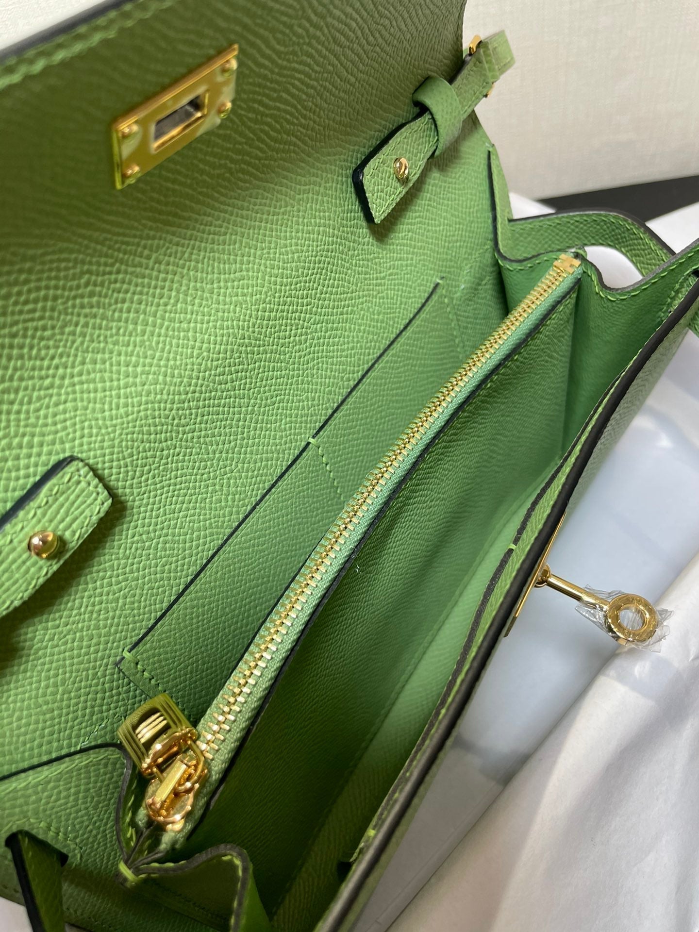 KELLY WOC 20.5 GREEN EPSOM GOLD HARDWARE