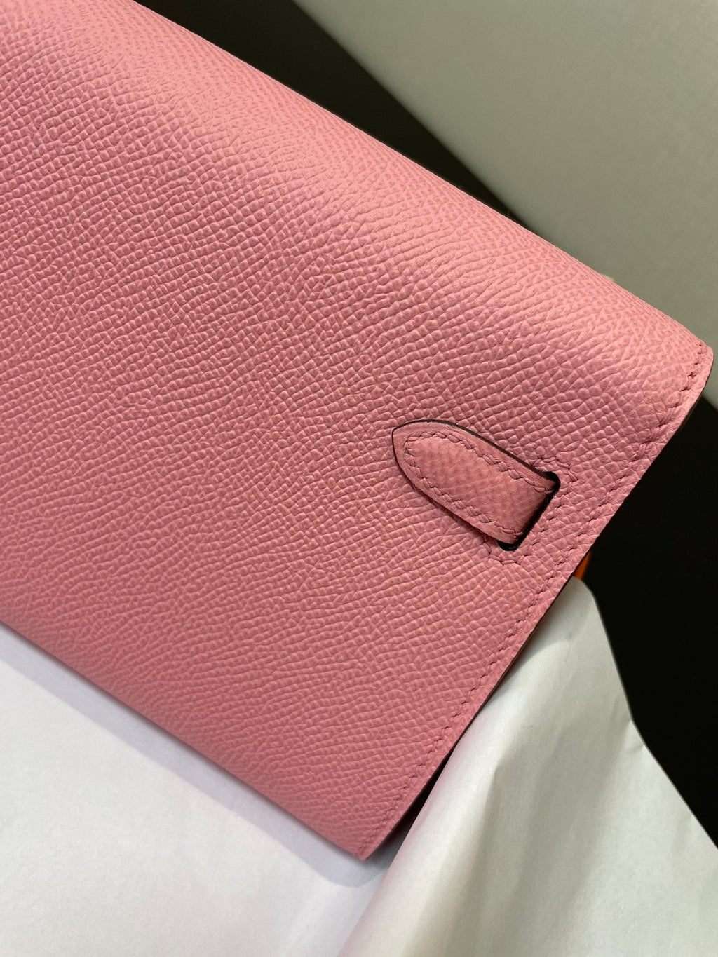 PORTEFEUILLE KELLY TO GO 20,5 POUCES ROSE EPSOM QUINCAILLERIE OR