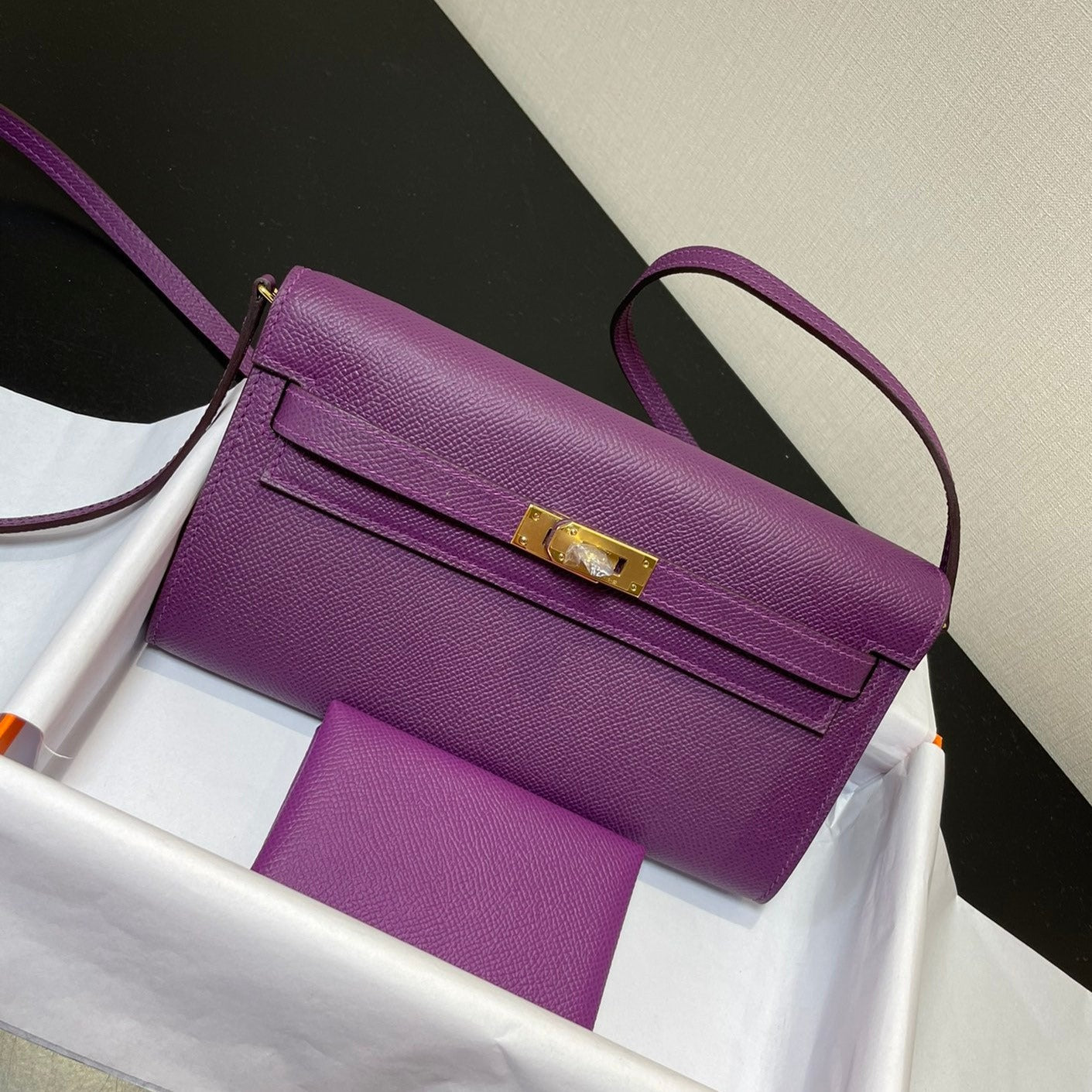 KELLY WOC 20.5 PURPLE EPSOM GOLD HARDWARE