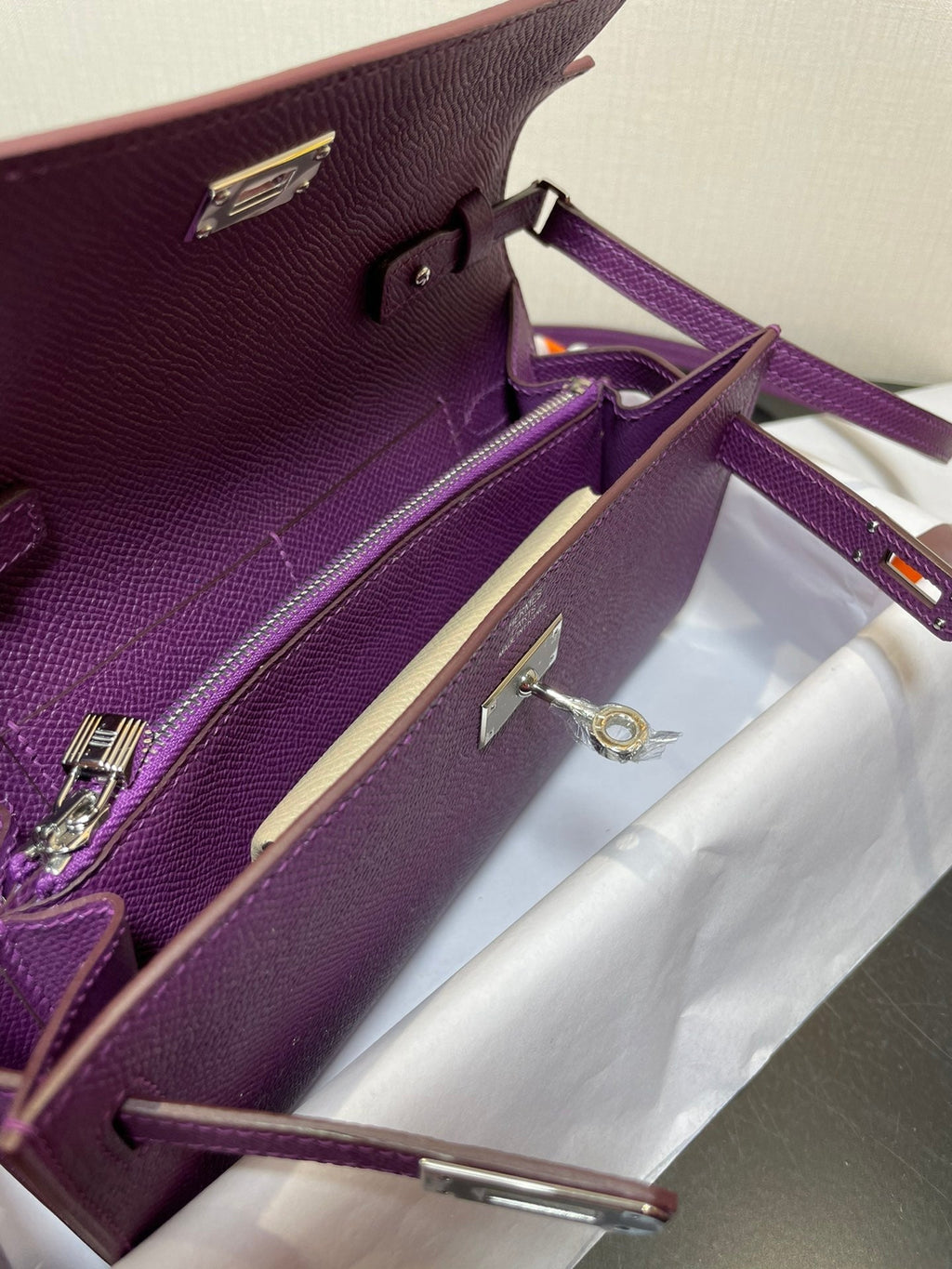 KELLY WOC 20,5 VIOLET EPSOM ARGENT QUINCAILLERIE