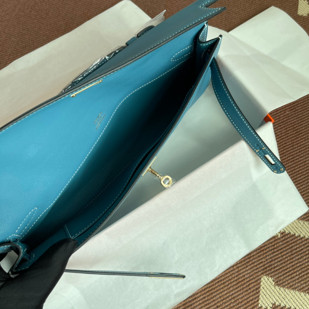 HM ケリーカット 31cm ライトブルー スイフトレザー GHW