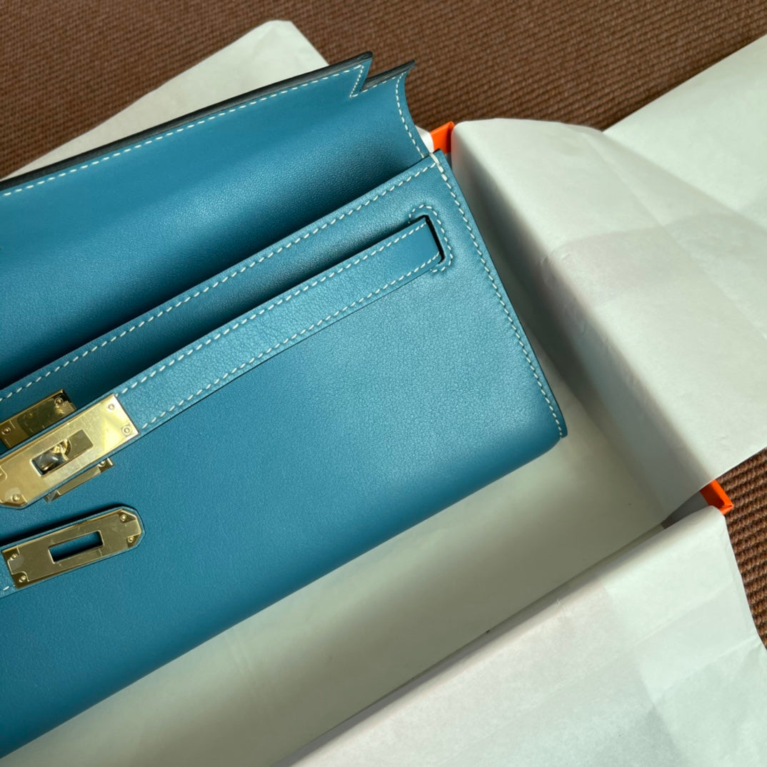 HM ケリーカット 31cm ライトブルー スイフトレザー GHW