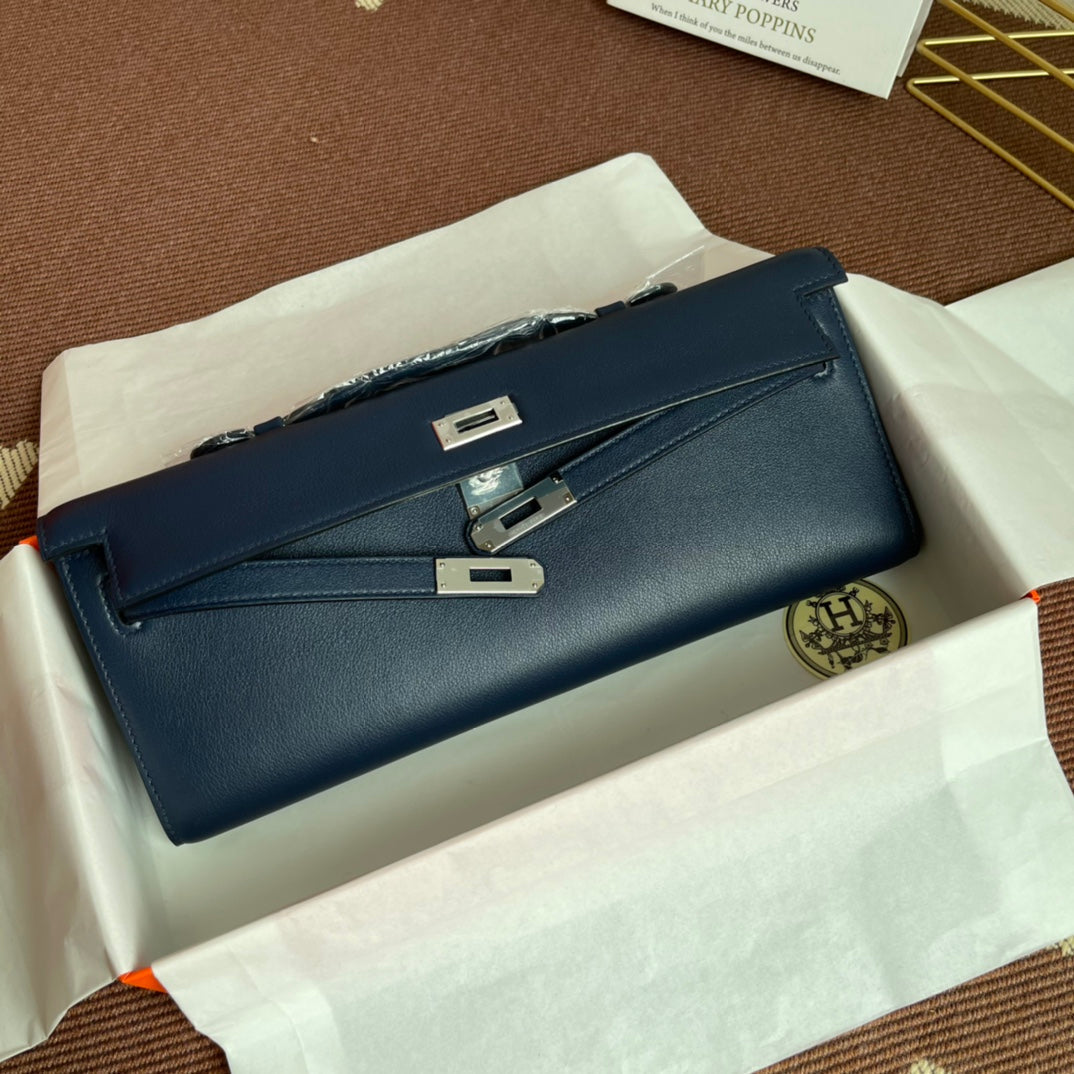 HM ケリーカット 31cm ネイビー スイフト レザーショーツ