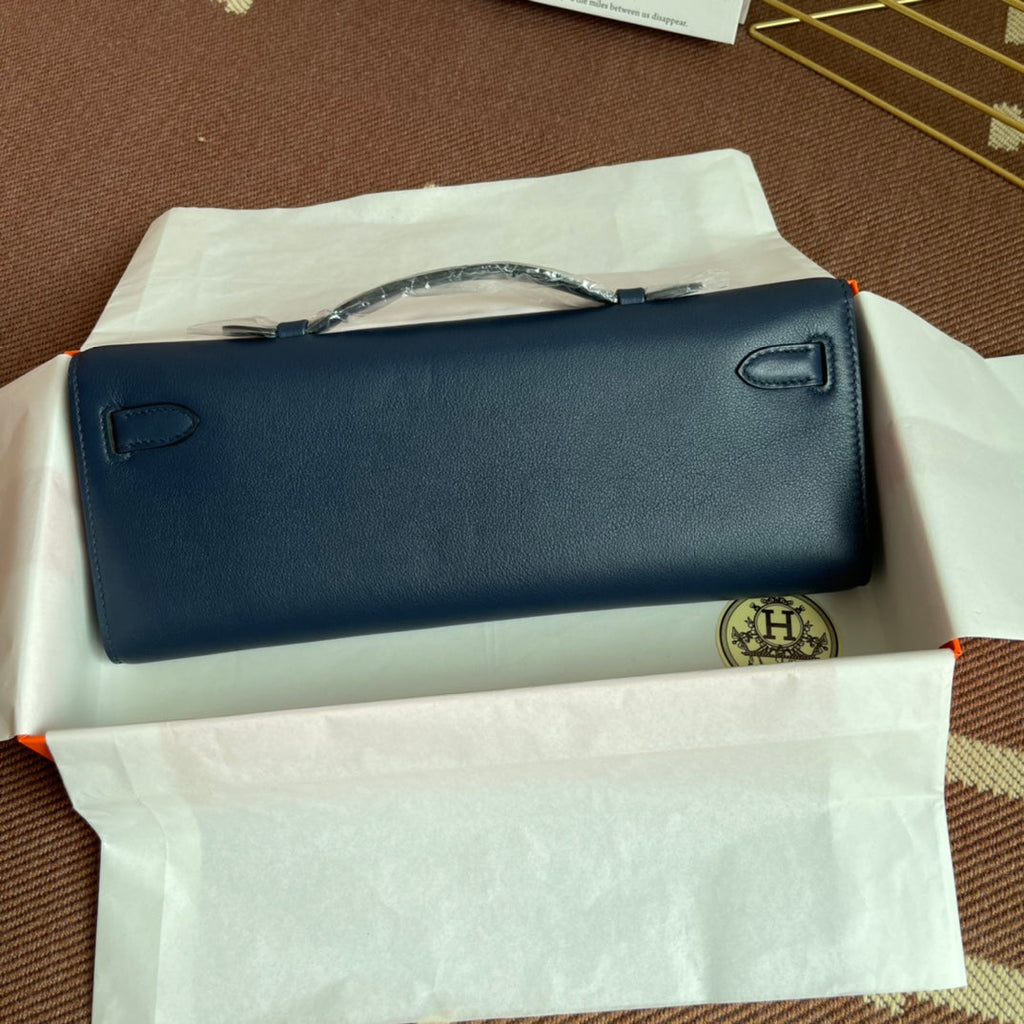 HM ケリーカット 31cm ネイビー スイフト レザーショーツ