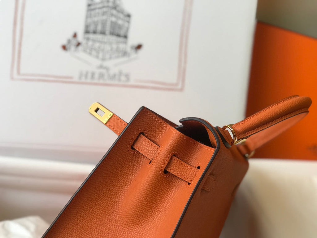 Sac HM Kelly 32 cm en cuir EPSOM orange et matériel doré