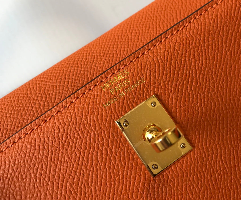 Sac HM Kelly 32 cm en cuir EPSOM orange et matériel doré