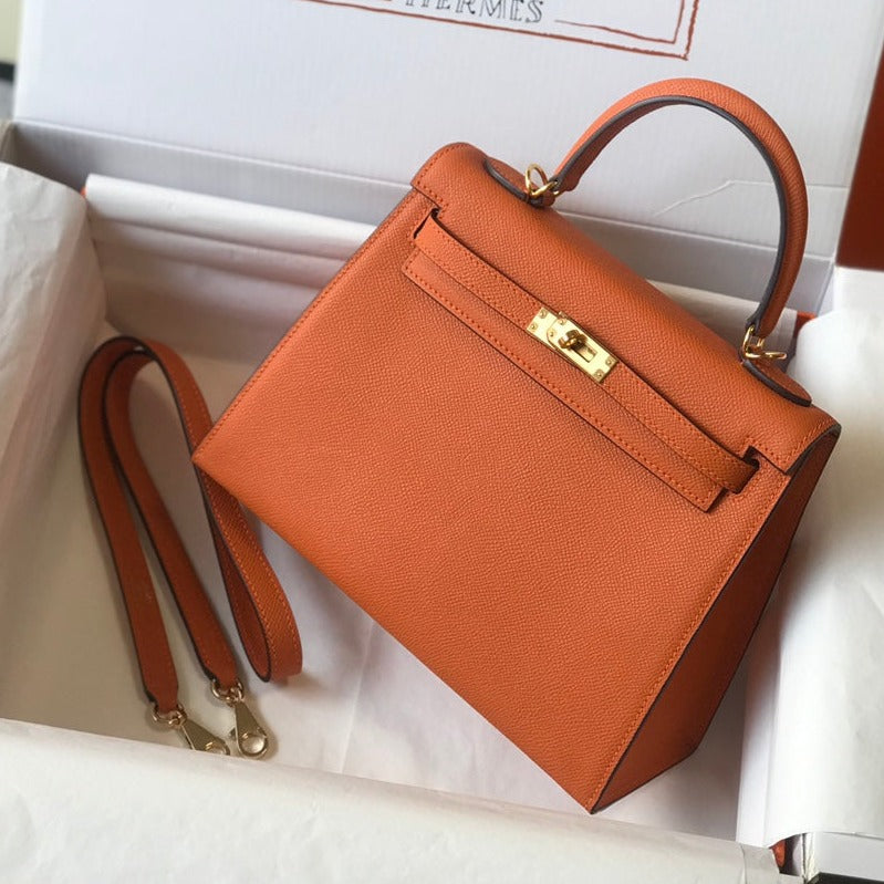 Sac HM Kelly 32 cm en cuir EPSOM orange et matériel doré