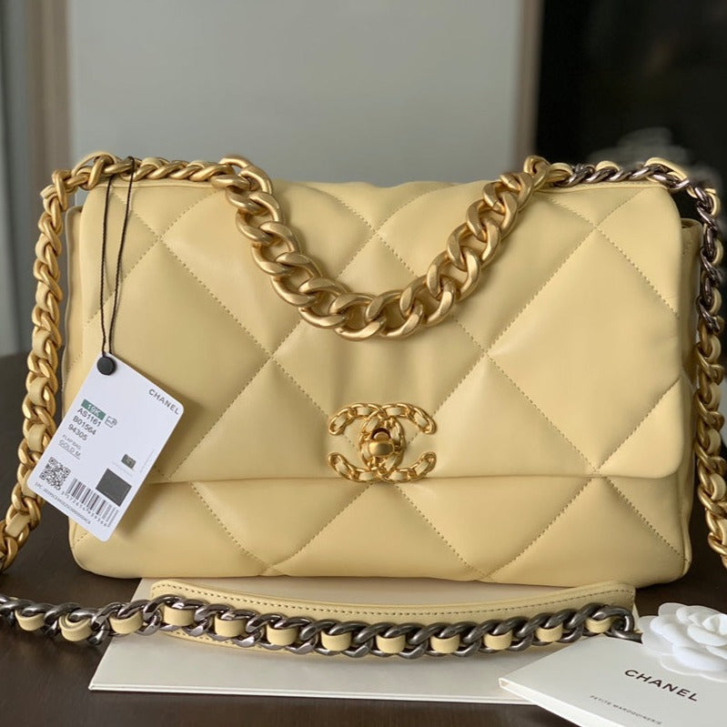 19 SAC À RABAT 30 CUIR DE CHÈVRE JAUNE CLAIR 