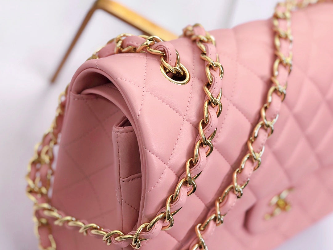 FLAP BAG JUMBO 30 PASTEL PINK LAMBSKIN GOLD HARDWARE