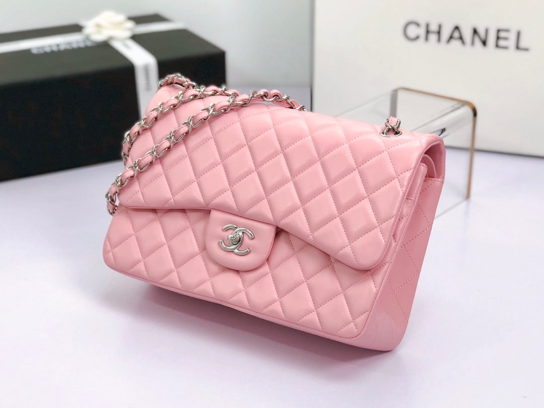 SAC À RABAT JUMBO 30 EN CUIR D'AGNEAU ROSE PASTEL QUINCAILLERIE ARGENTÉE