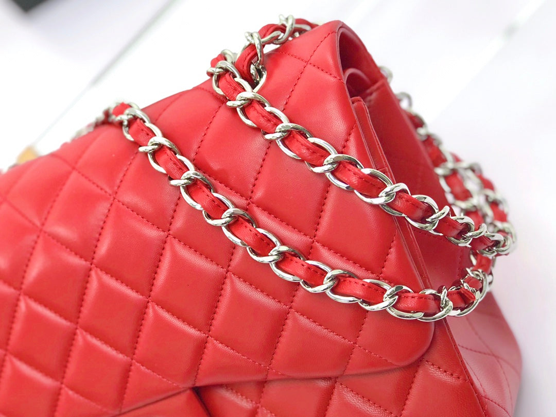 FLAP BAG JUMBO 30 RED LAMBSKIN SILVER HARDWARE