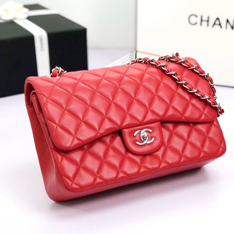 FLAP BAG JUMBO 30 RED LAMBSKIN SILVER HARDWARE