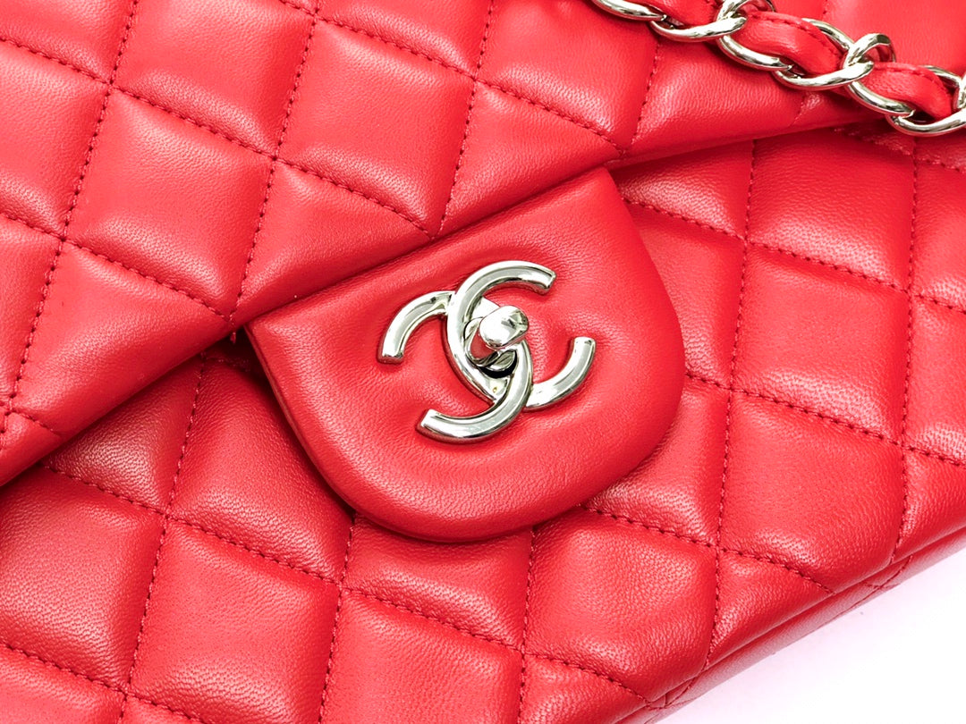 FLAP BAG JUMBO 30 RED LAMBSKIN SILVER HARDWARE