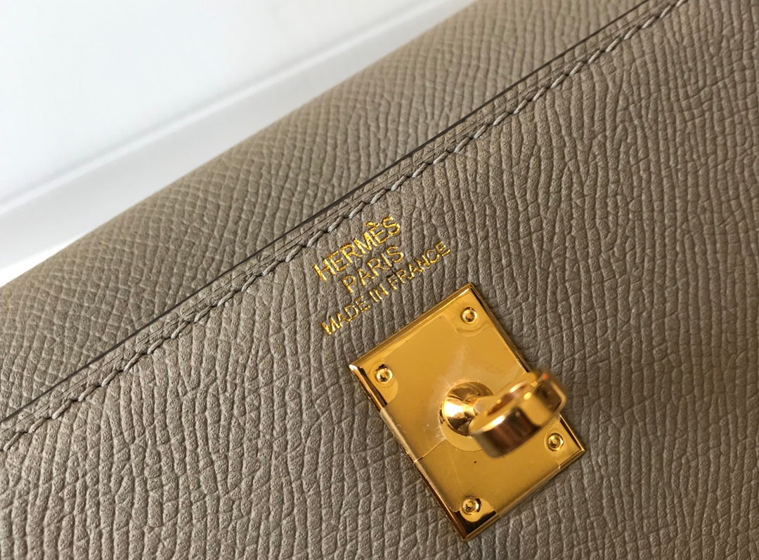 HM KELLY 32CM CUIR EPSOM GRIS FONCÉ QUINCAILLERIE DORÉ