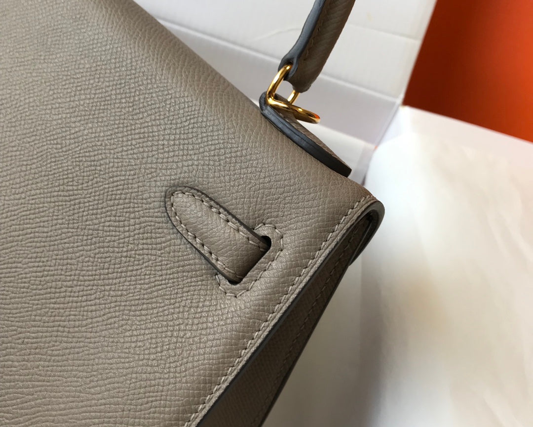 HM KELLY 32CM CUIR EPSOM GRIS FONCÉ QUINCAILLERIE DORÉ