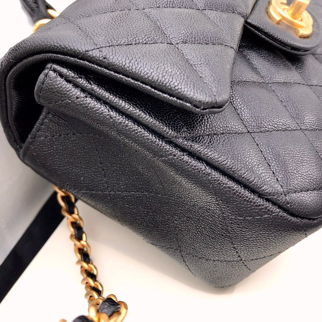 MINI SAC À RABAT AVEC POIGNÉE SUPÉRIEURE 20 CM NOIR CAVIAR QUINCAILLERIE OR