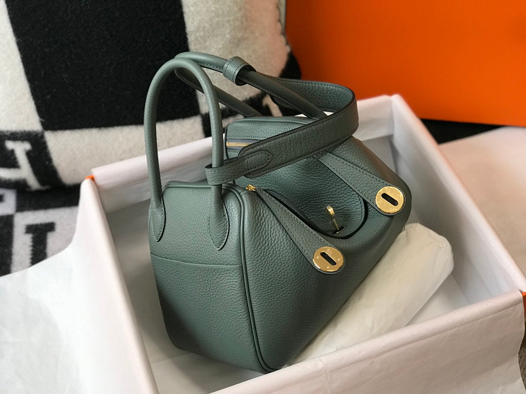 SAC HM LINDY 30 CUIR TAURILLON CLEMENCE PIN