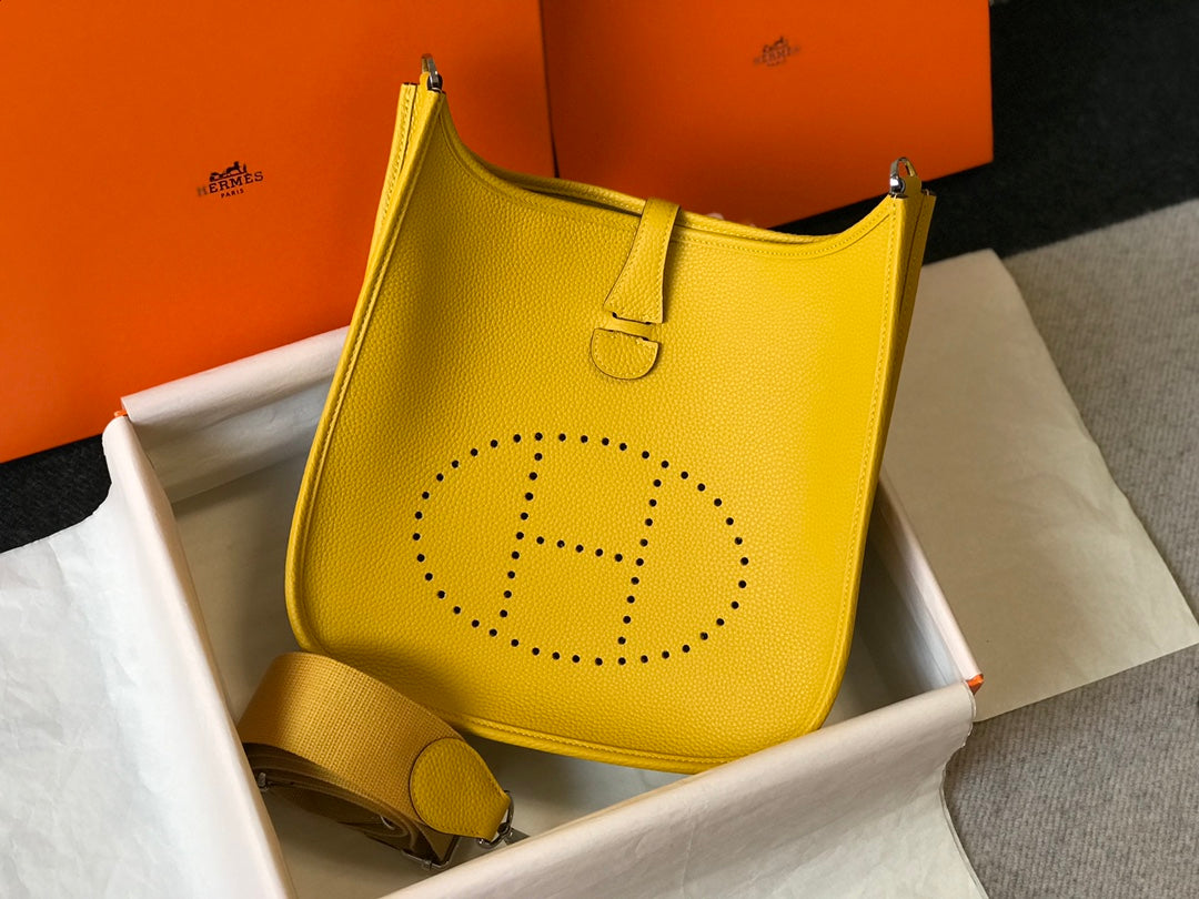EVELYNE 29CM JAUNE FONCÉ TOGO SHW
