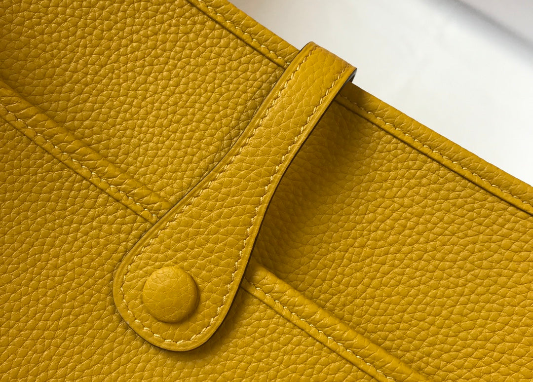 EVELYNE 29CM JAUNE FONCÉ TOGO SHW