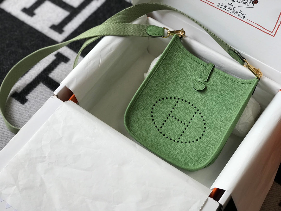 ミニ エブリン 18CM ダークグリーン トーゴ GHW