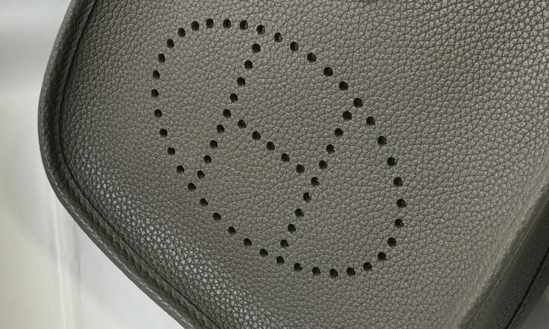 ミニ エブリン 18CM ダークグレー トーゴ GHW