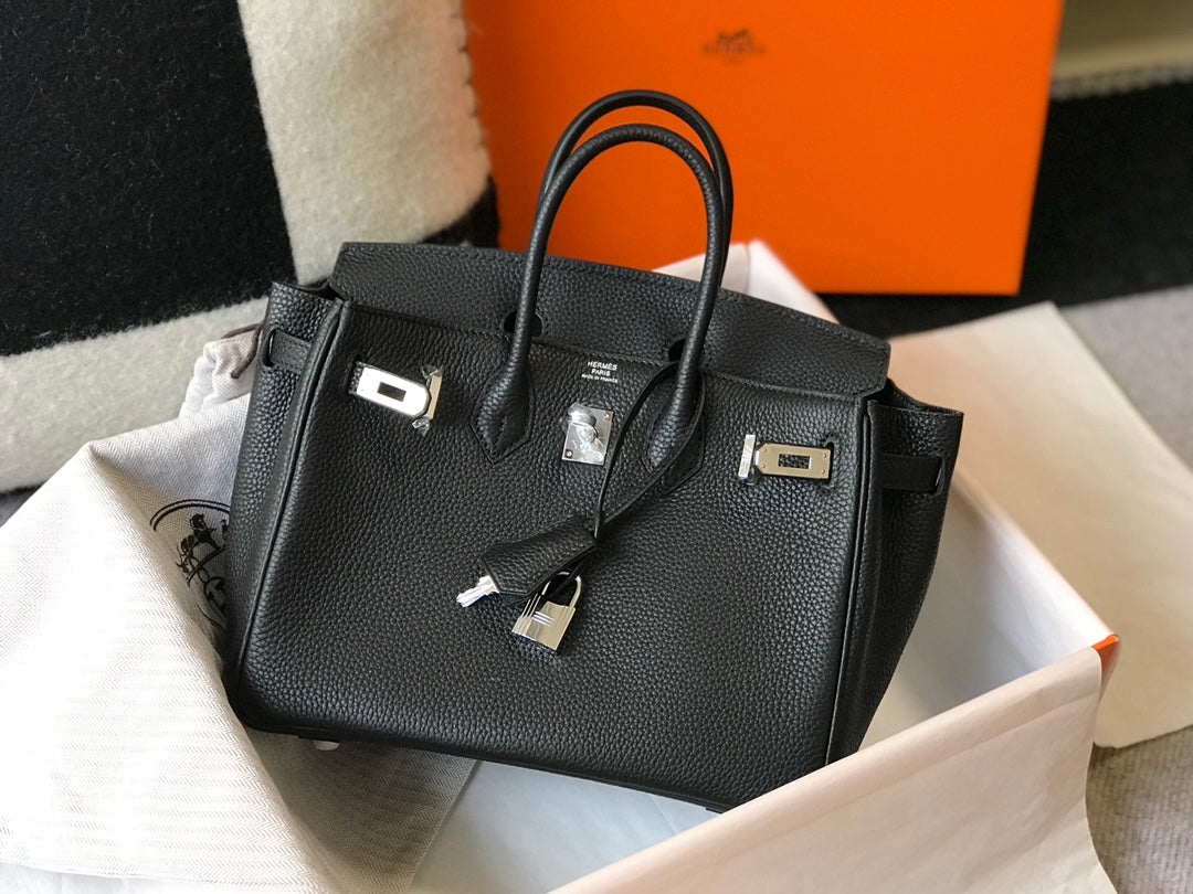 HM BIRKIN 30CM CUIR TOGO NOIR QUINCAILLERIE ARGENTÉE