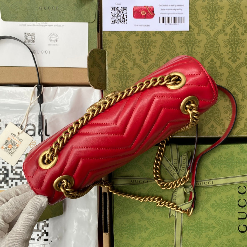 GG MARMONT 26CM CUIR DE VEAU ROUGE QUINCAILLERIE DORÉ