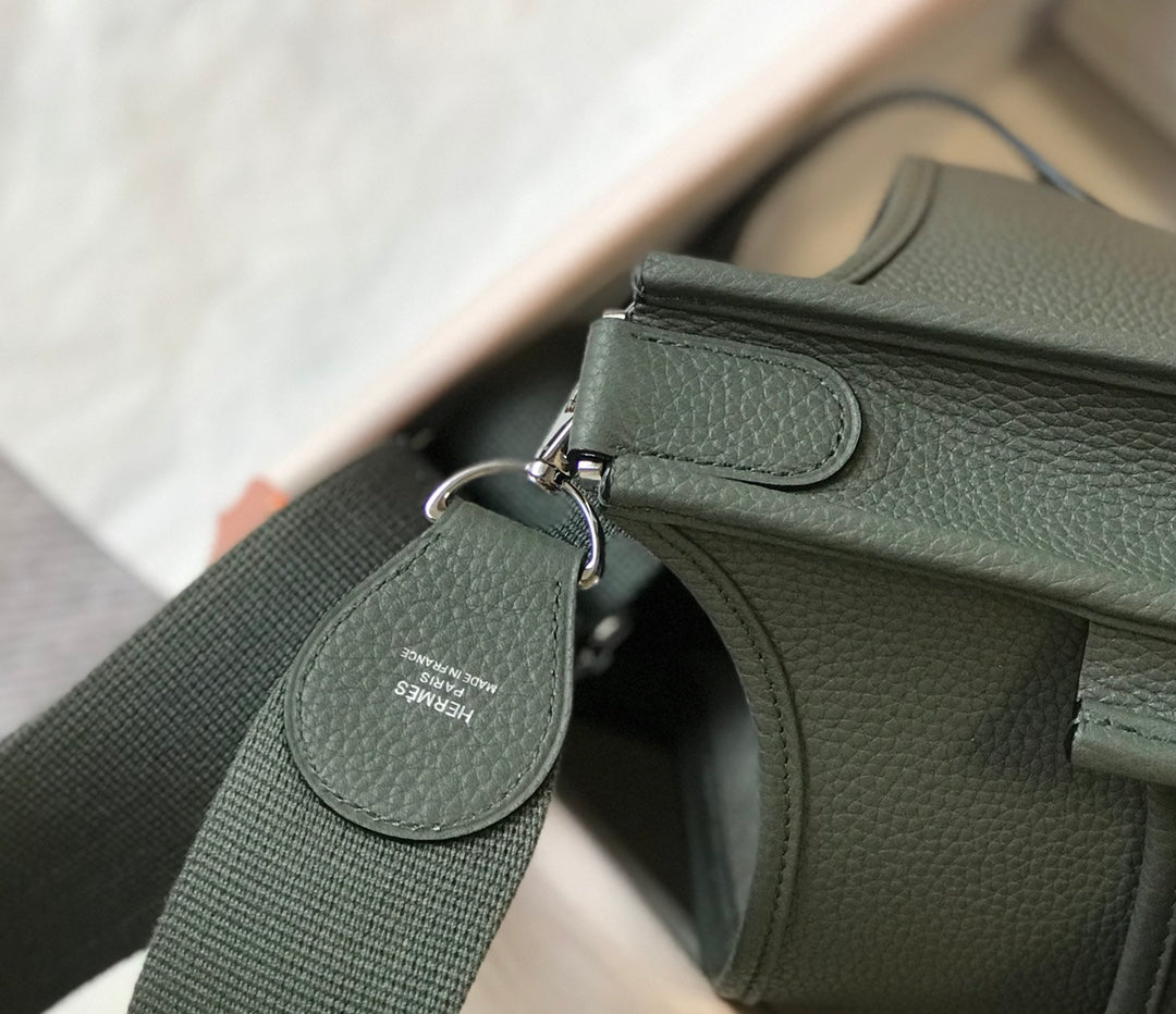 SAC HM EVELYNE 28 VERT CHASSEUR TOGO