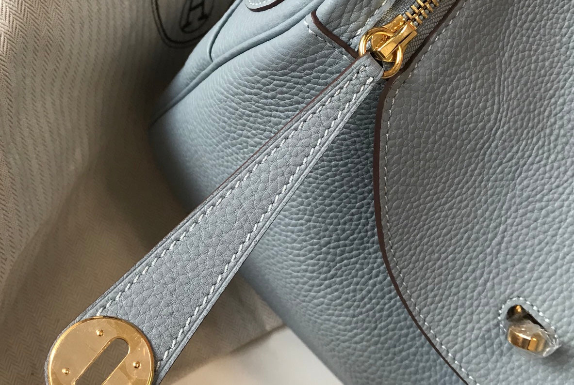 SAC HM LINDY 30 CUIR TAURILLON CLEMENCE GRIS TREMPÉ