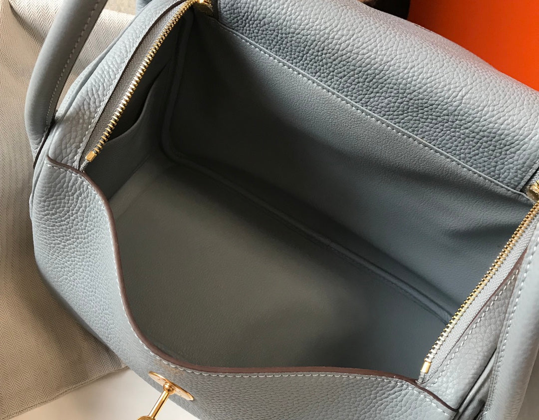 SAC HM LINDY 30 CUIR TAURILLON CLEMENCE GRIS TREMPÉ