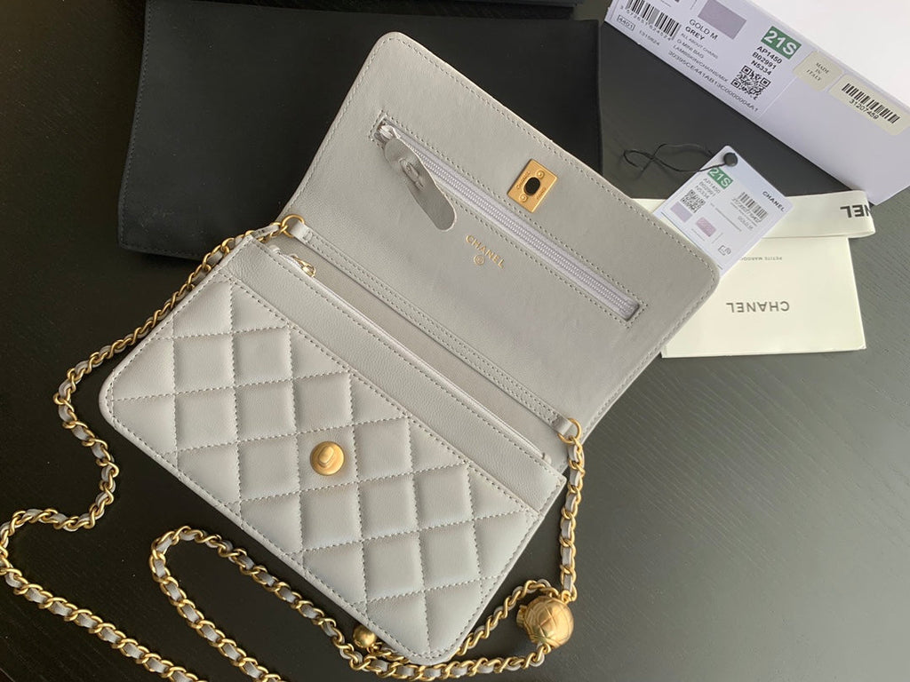 WOC CLASSIQUE 19CM CUIR D'AGNEAU BLANC QUINCAILLERIE DORÉ