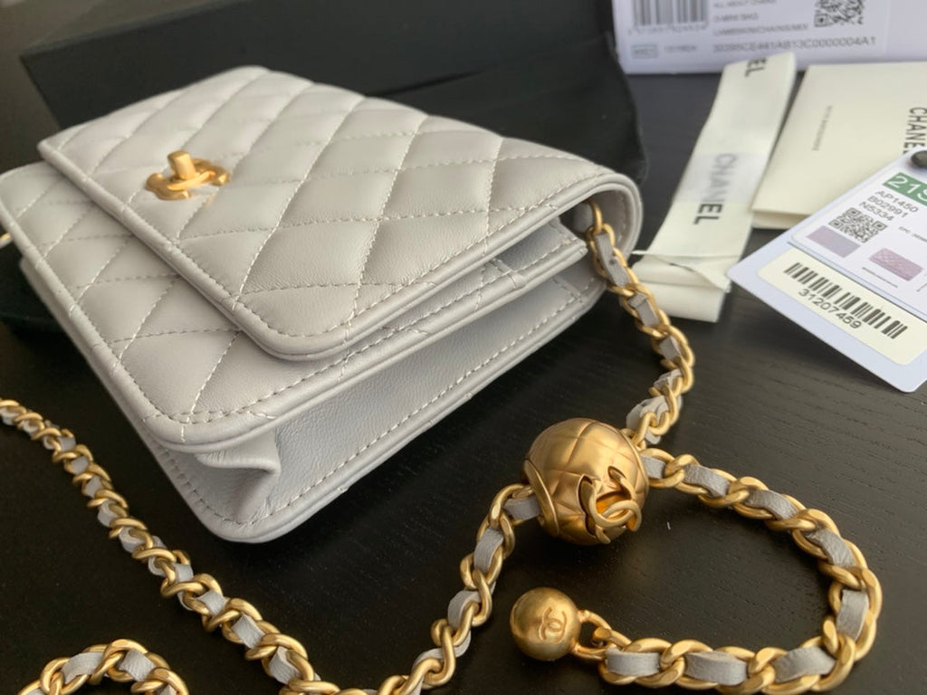 WOC CLASSIQUE 19CM CUIR D'AGNEAU BLANC QUINCAILLERIE DORÉ