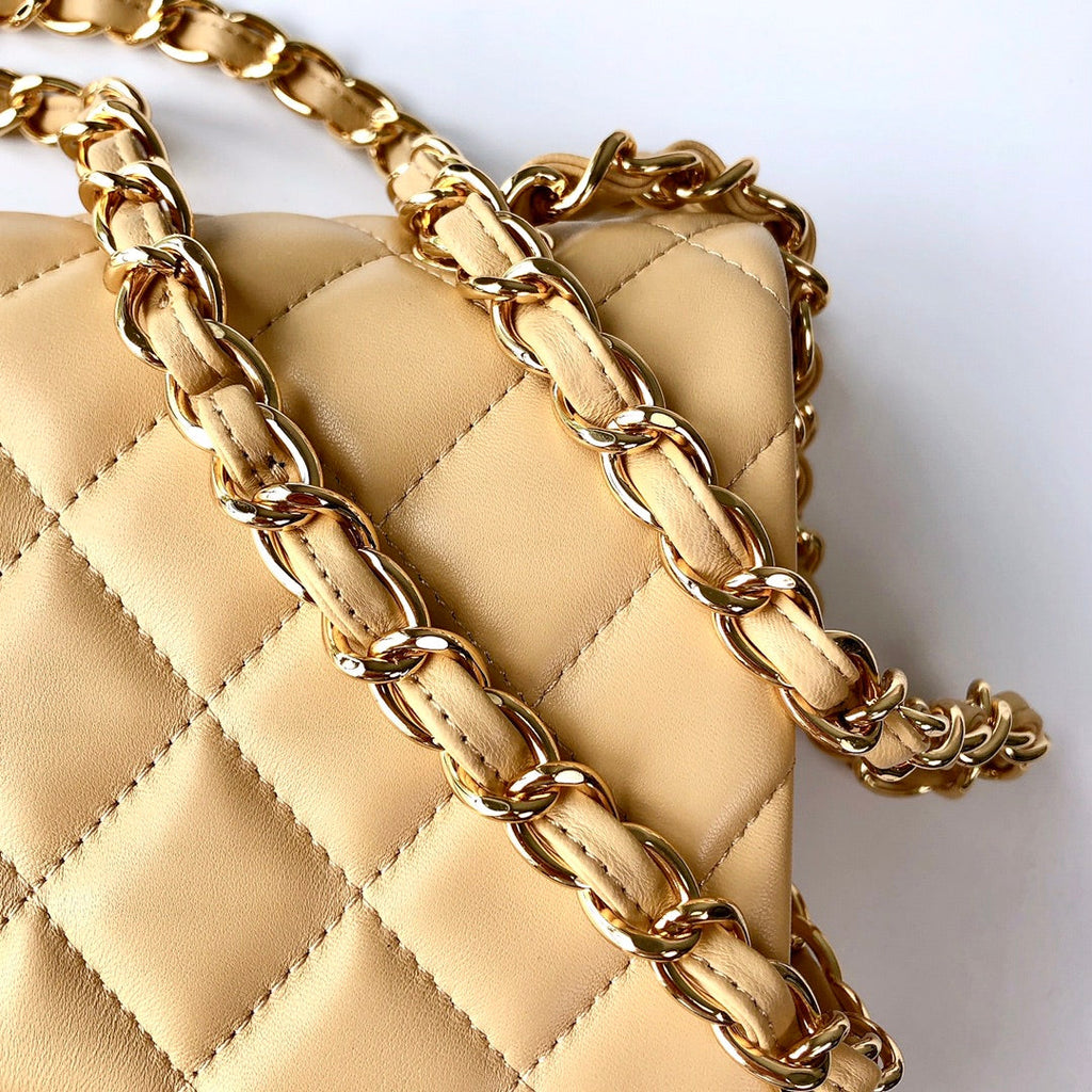 SAC À RABAT JUMBO 30 CUIR D'AGNEAU BEIGE CLAIR QUINCAILLERIE DORÉ