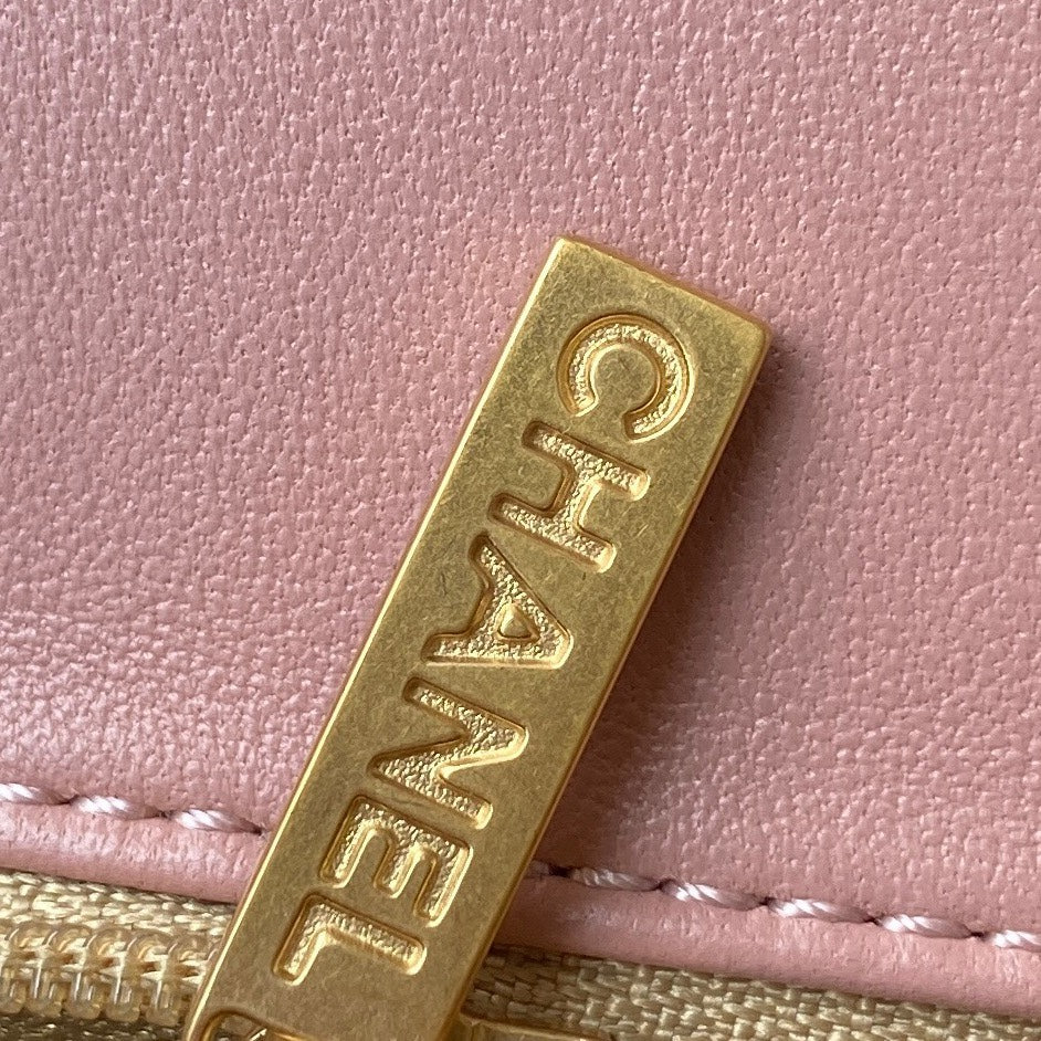 CLASSIC MINI FLAP BAG 20CM PINK LAMBSKIN GOLD HARDWARE