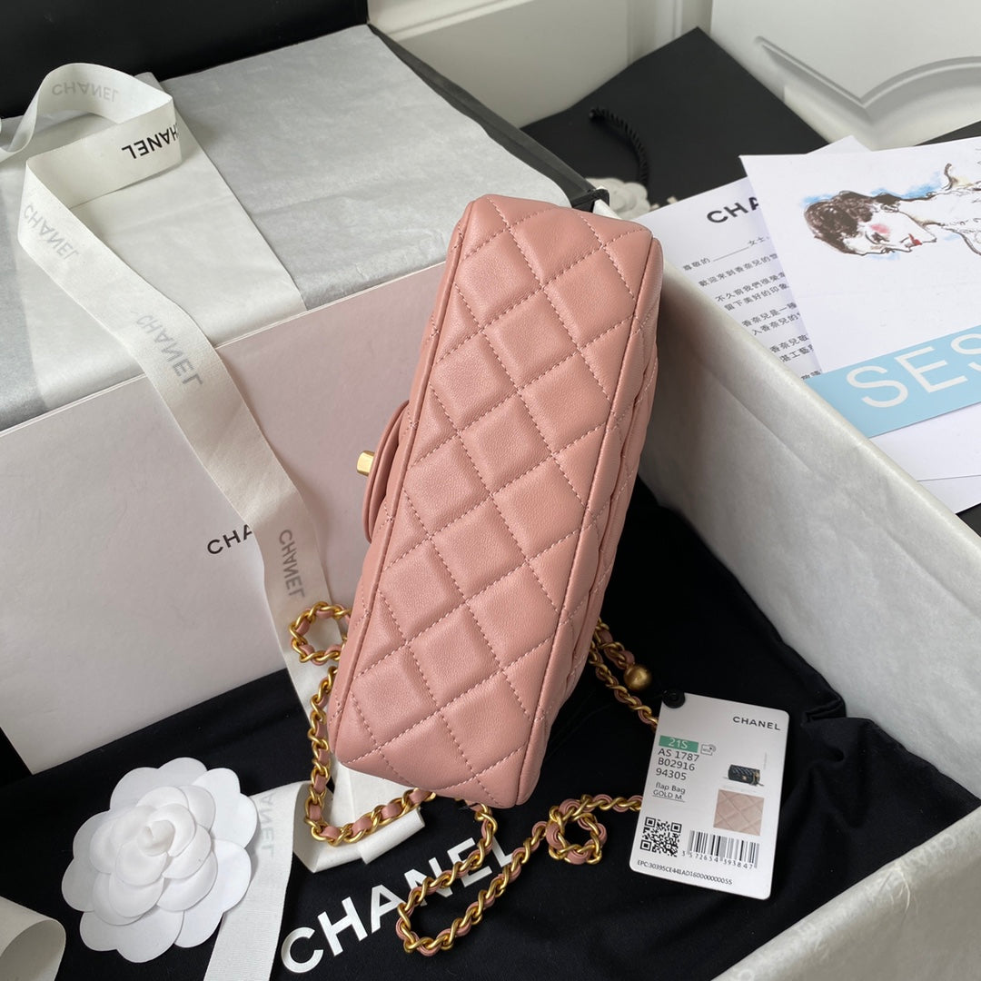 MINI SAC À RABAT CLASSIQUE 20 CM EN CUIR D'AGNEAU ROSE QUINCAILLERIE DORÉ