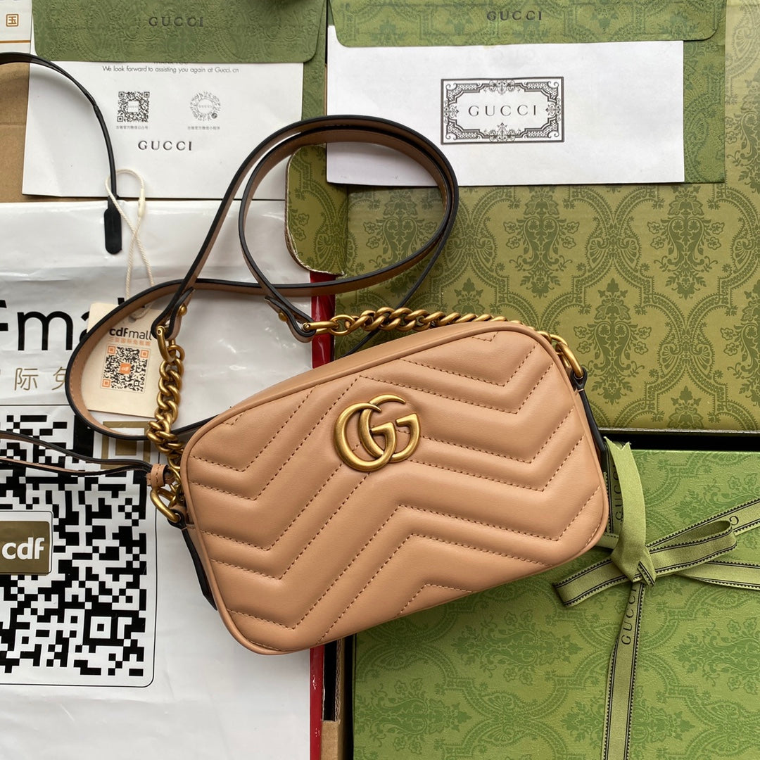 GG MARMONT MINI 18CM ZIP HAUT EN CUIR DE VEAU BEIGE FONCÉ QUINCAILLERIE DORÉ