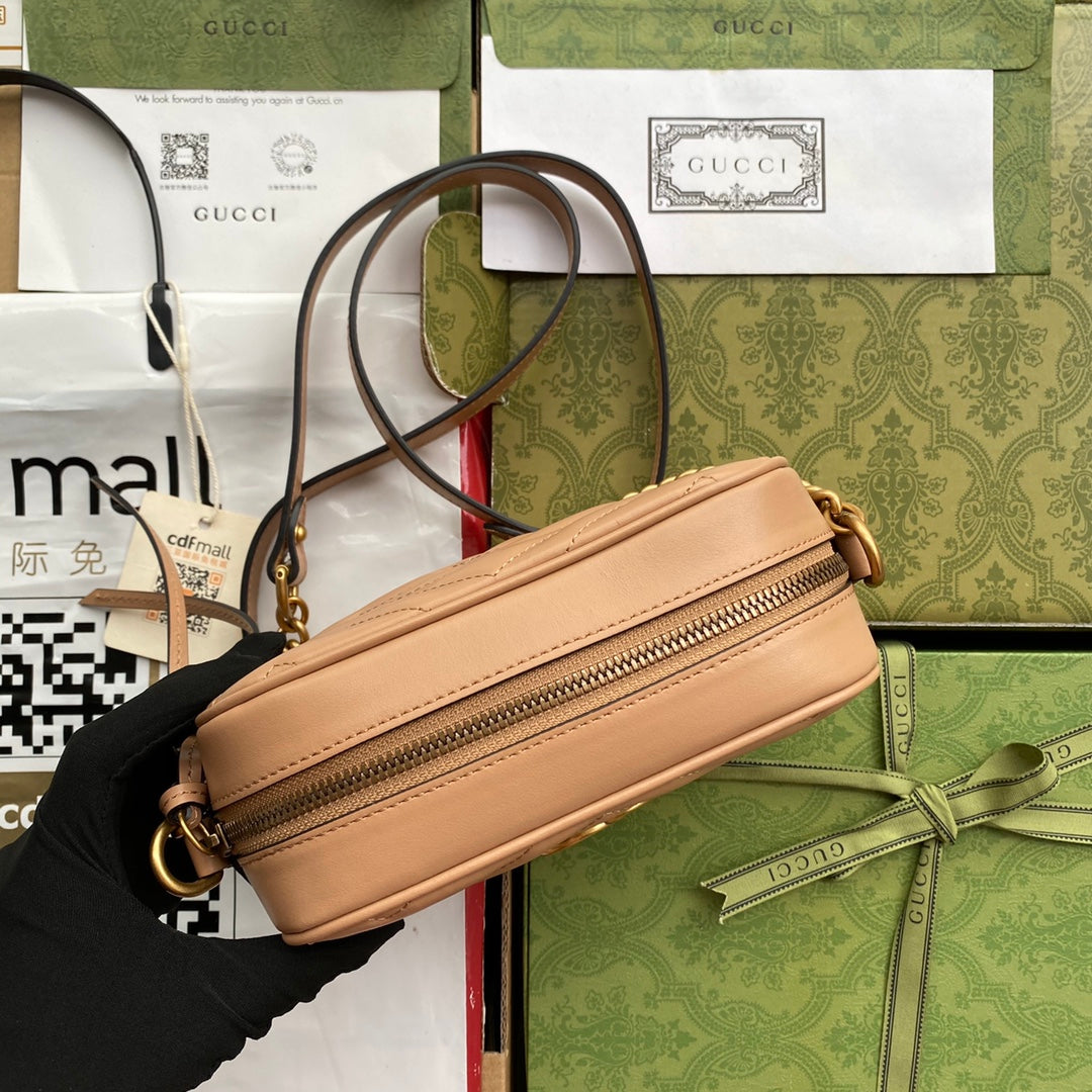 GG MARMONT MINI 18CM ZIP HAUT EN CUIR DE VEAU BEIGE FONCÉ QUINCAILLERIE DORÉ