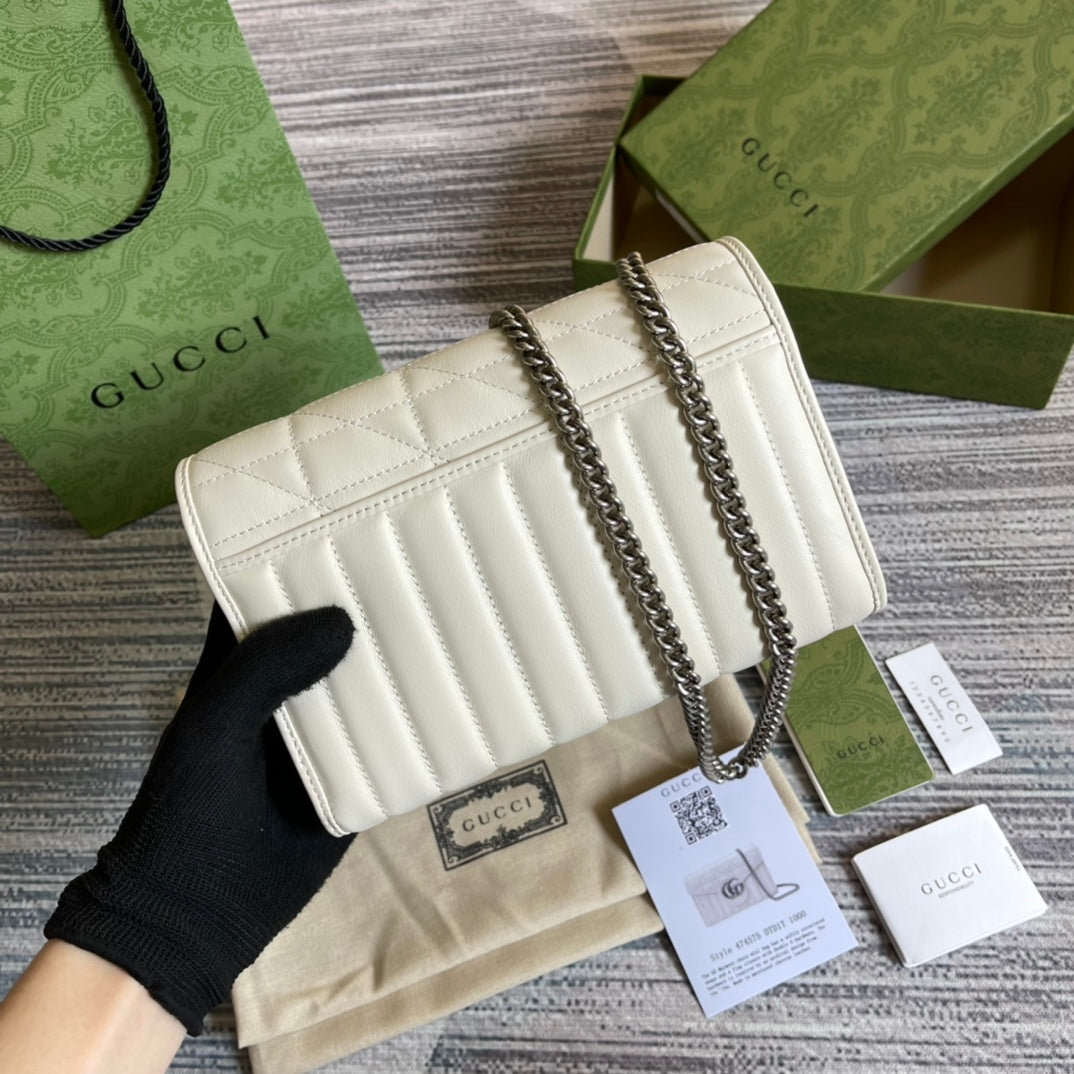 SAC À BANDOULIÈRE GG MARMONT MINI 20 EN CUIR DE VEAU BLANC