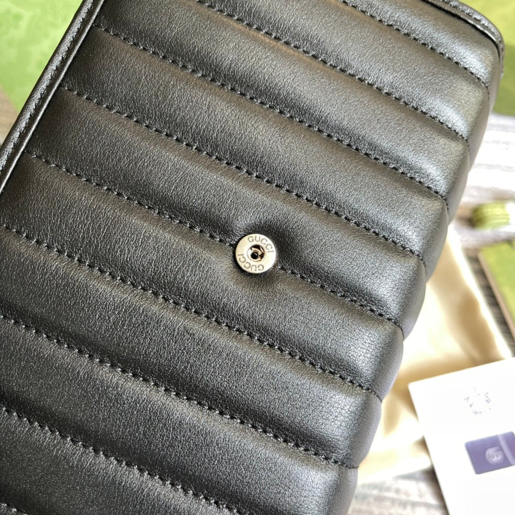 SAC À BANDOULIÈRE GG MARMONT MINI 20 EN CUIR DE VEAU NOIR