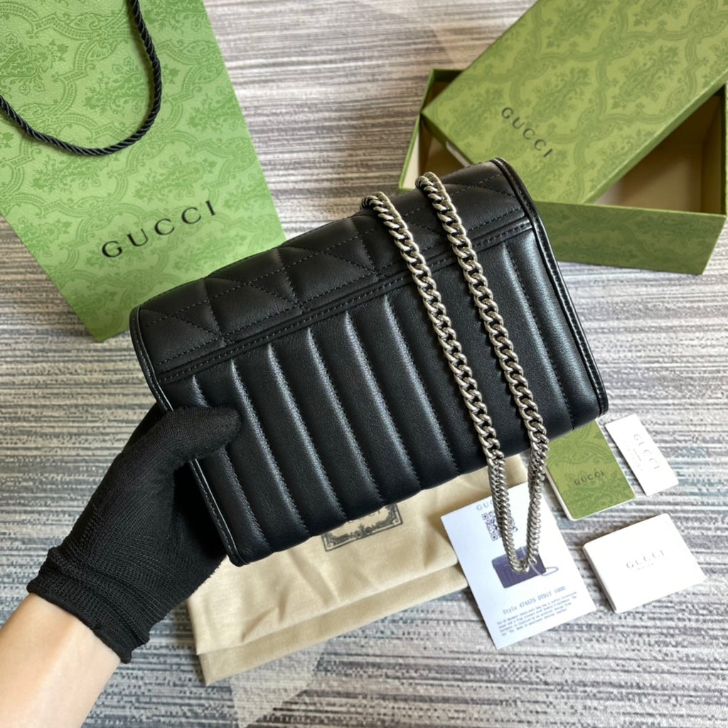SAC À BANDOULIÈRE GG MARMONT MINI 20 EN CUIR DE VEAU NOIR