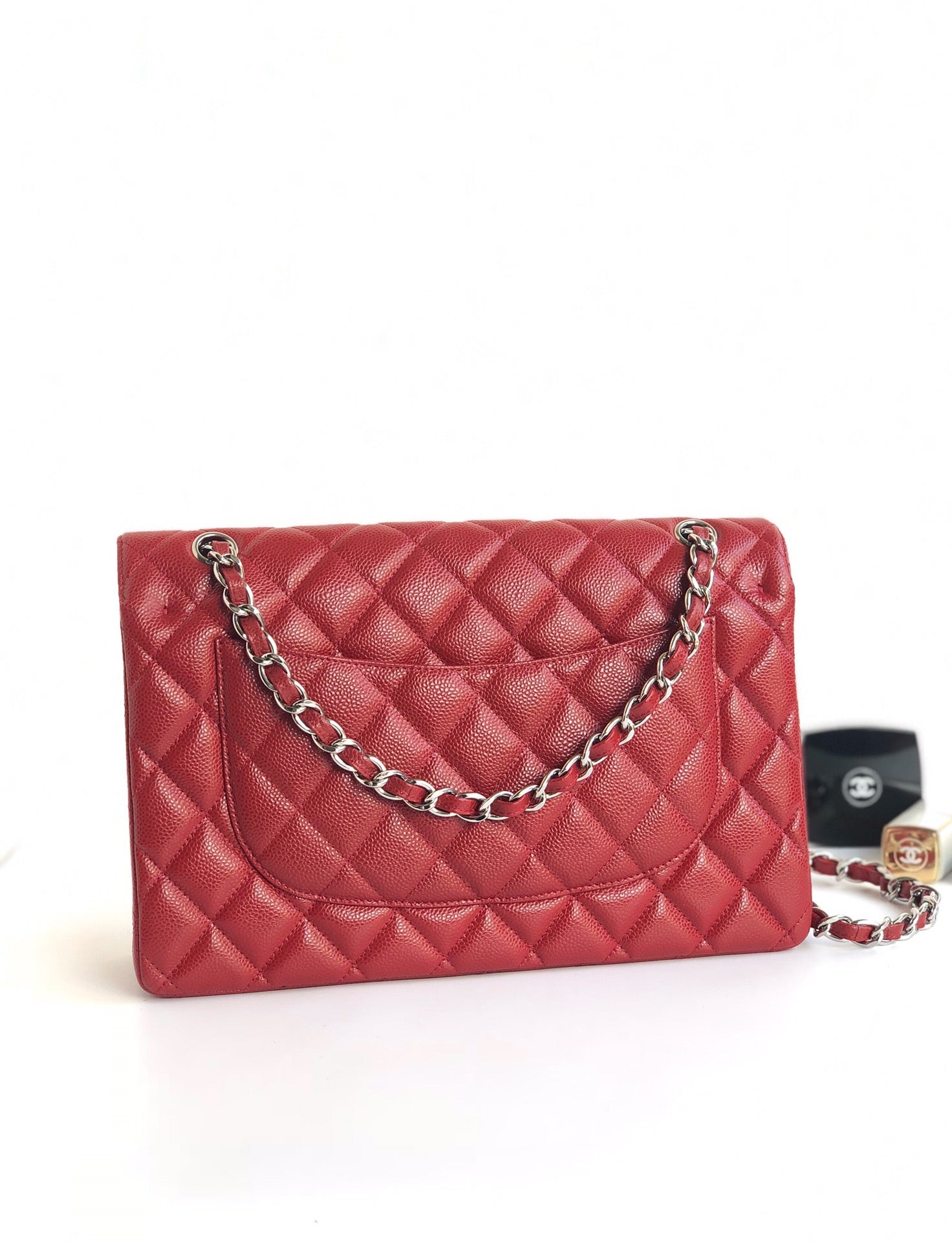 SAC À RABAT JUMBO 30CM ROUGE CAVIAR QUINCAILLERIE ARGENTÉE
