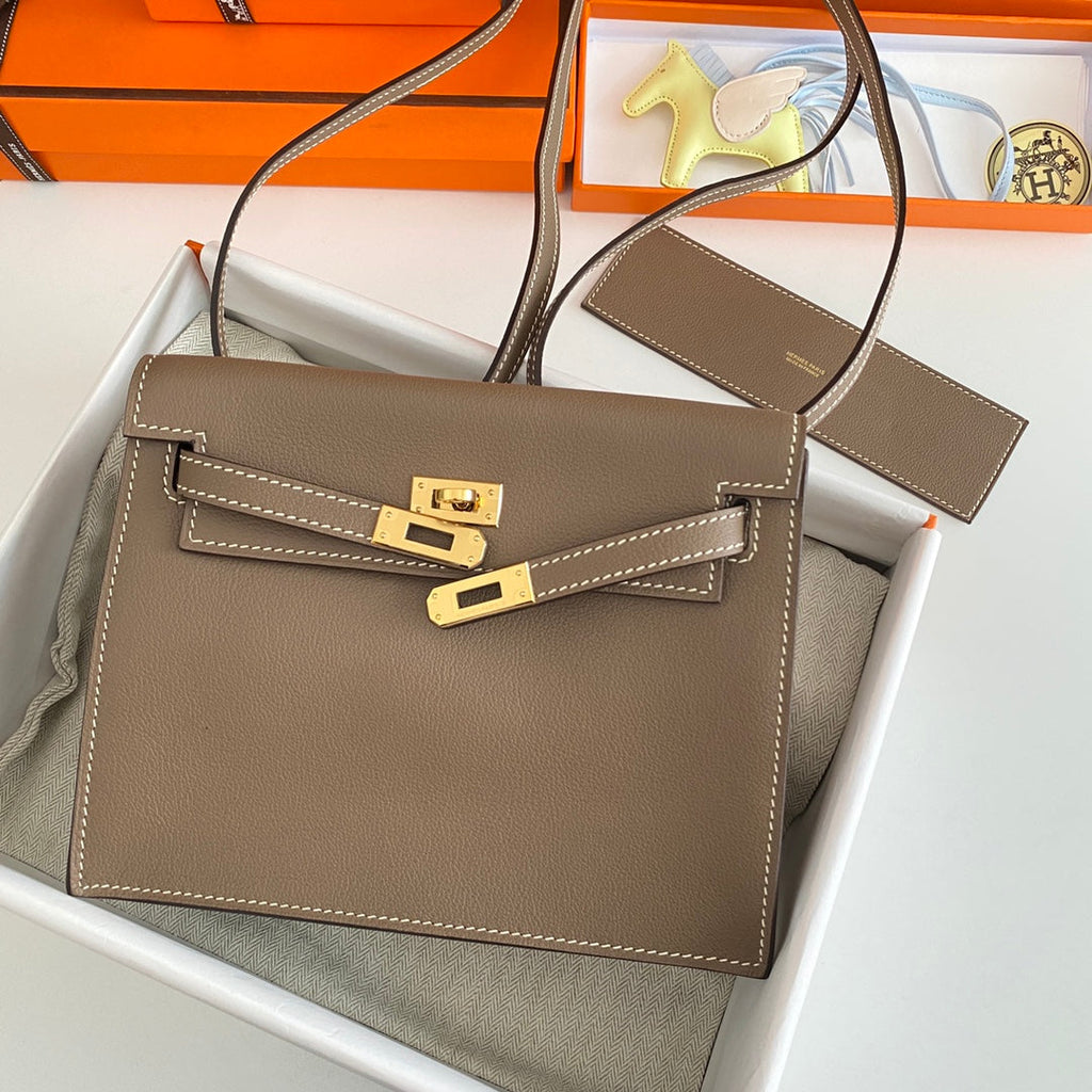 KELLY DANSE II 22CM DARK BROWN EVERCOLOR LEATHER GHW