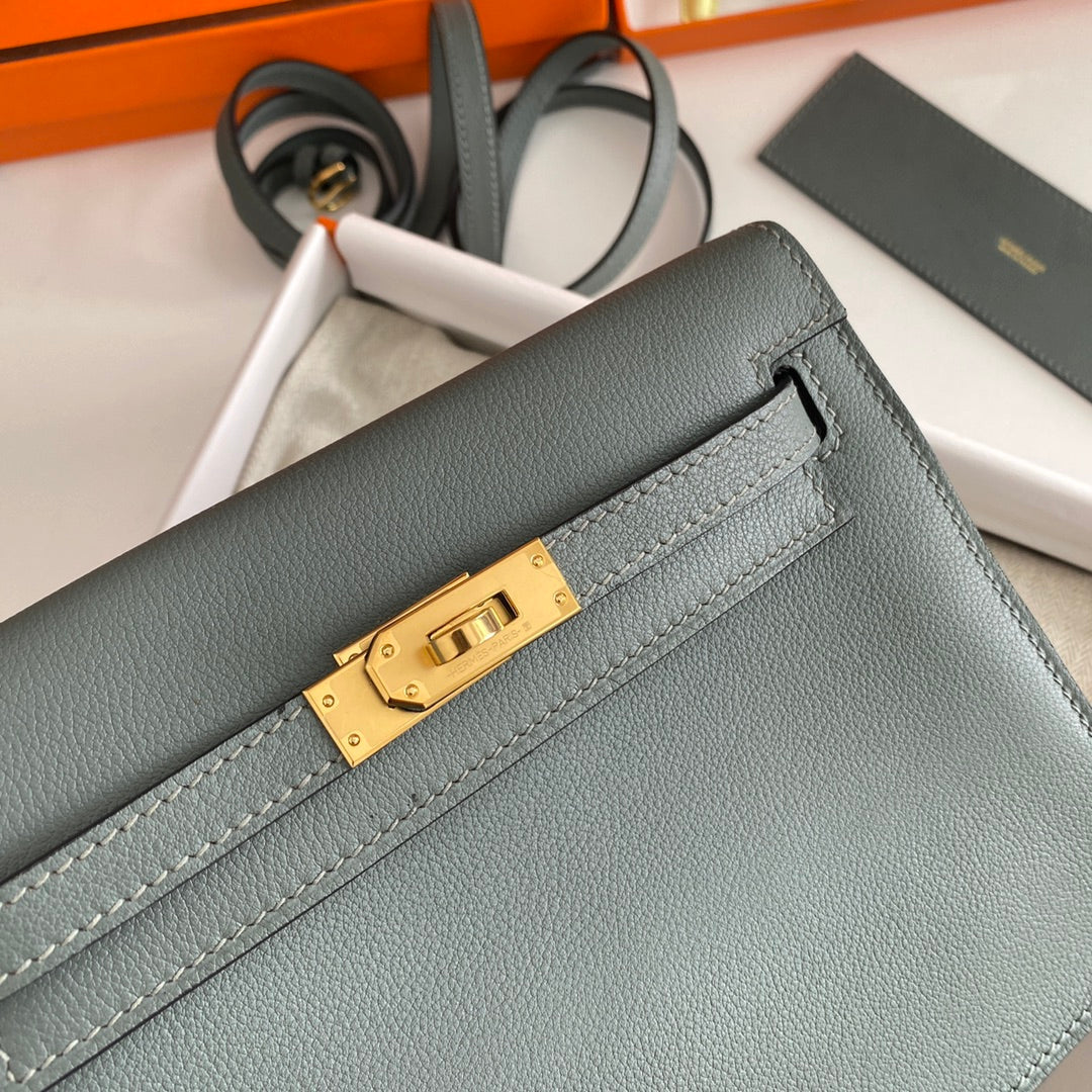 KELLY DANSE II 22CM CUIR BLEU CIEL EVERCOLOR GHW