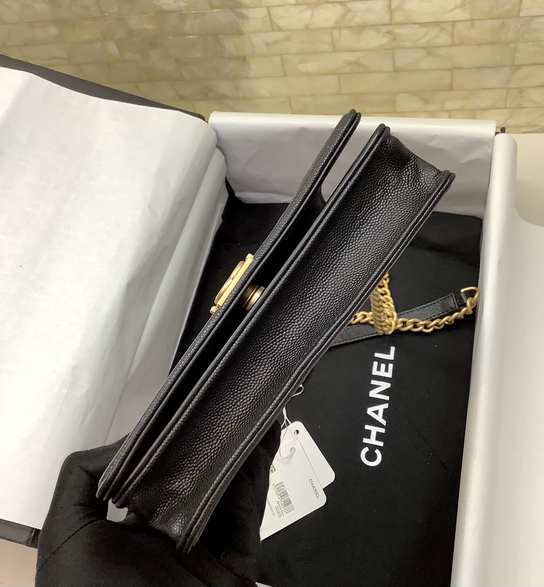 CC LEBOY WOC 19CM BLACK QUILTED CAVIAR GOLD HARDWARE