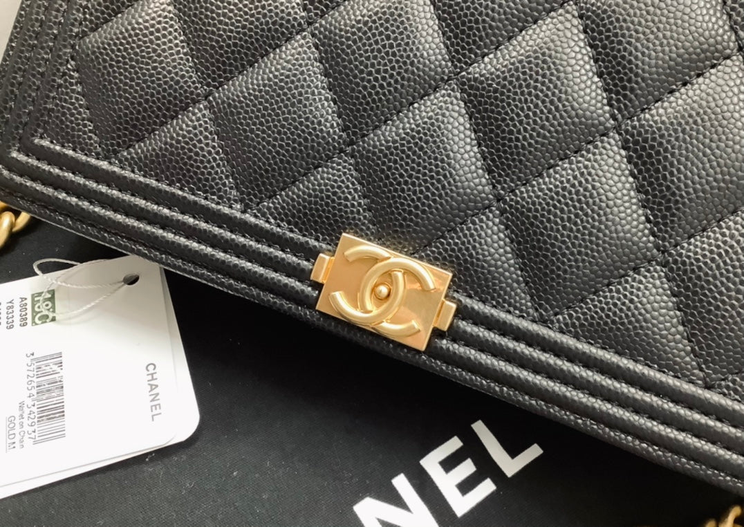 CC LEBOY WOC 19CM BLACK QUILTED CAVIAR GOLD HARDWARE