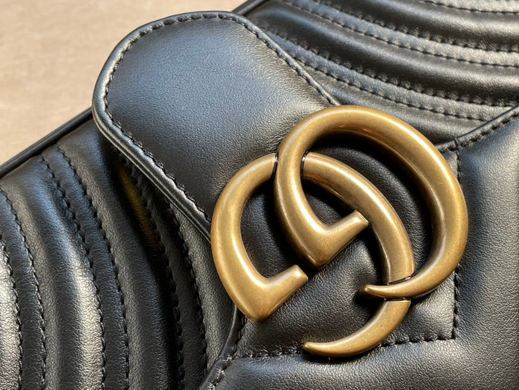 SAC GG MARMONT MATELASSÉ GRAND 26 EN CUIR DE VEAU NOIR