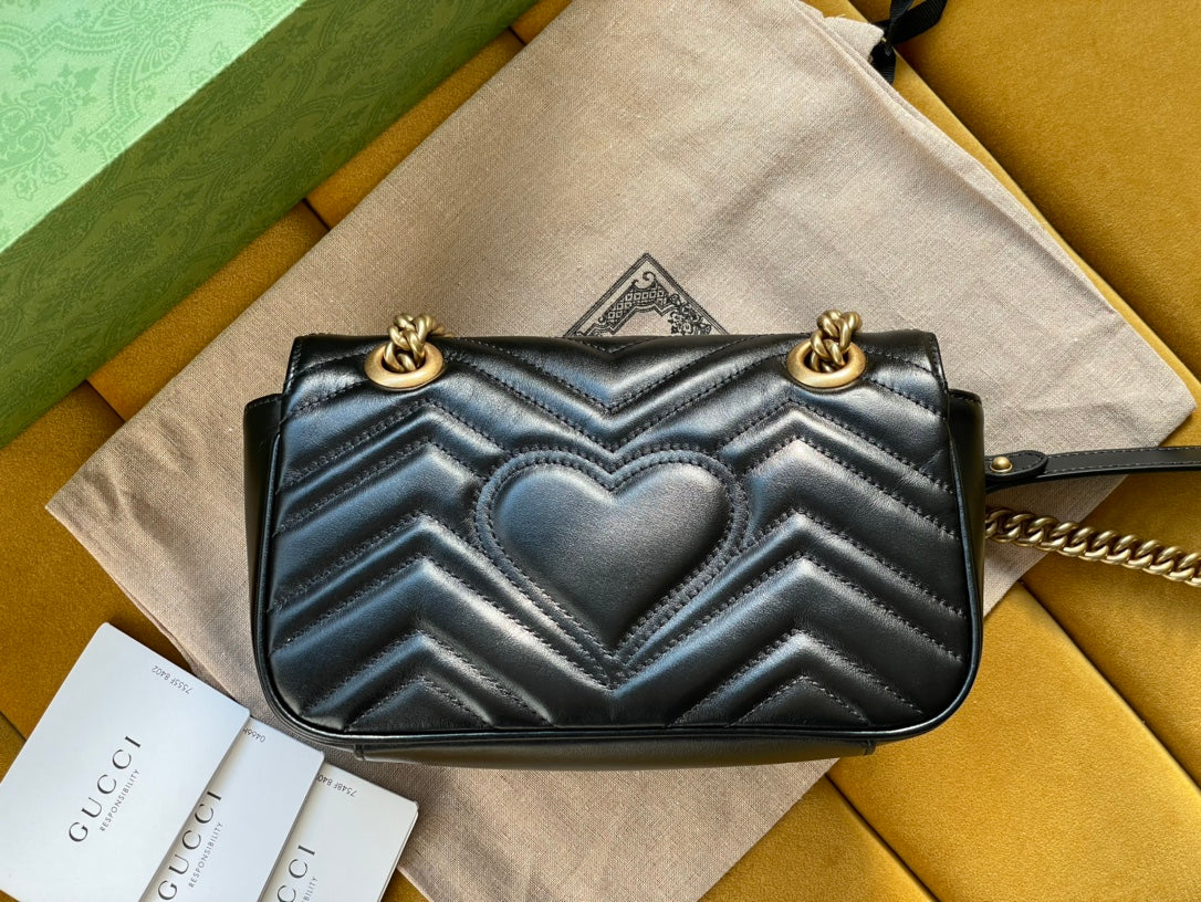 SAC GG MARMONT MATELASSÉ PETIT 22 EN CUIR DE VEAU NOIR